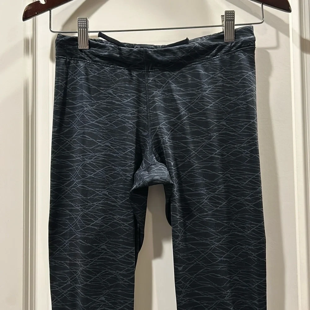 NIKE Pro Combat Dri-Fit Womens drawstring pattern Leggings therma-fit size S